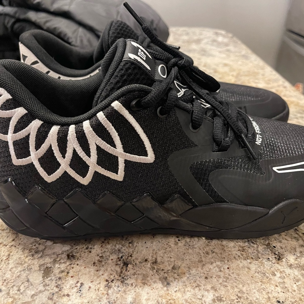 Puma Lamelo Basketball Shoes Size 9.5